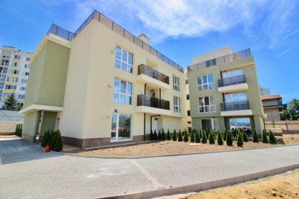Ново строителство в София