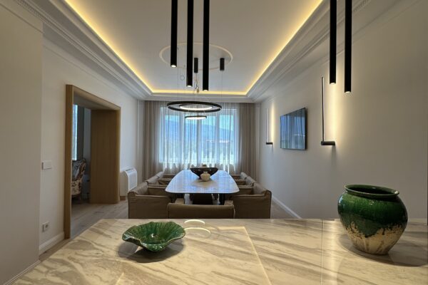 Многостаен апартамент на Орлов мост Димитър Кулов, three bedroom apartment City Center Sofia Dimitar Kulov